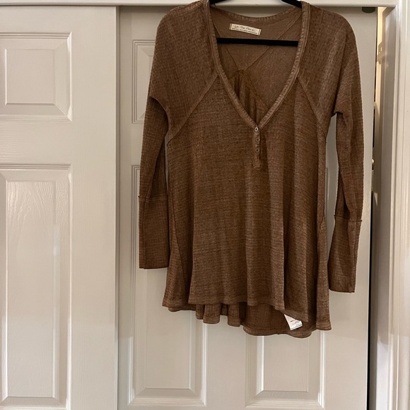 Free People Top - Picture 1 of 4